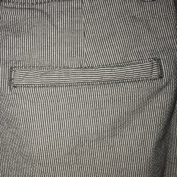 Coldwater Creek Pinstripe Capris Size 6P - Picture 6 of 6